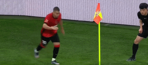 成都蓉城角球绝杀青岛海牛 罗慕洛破门助球队登