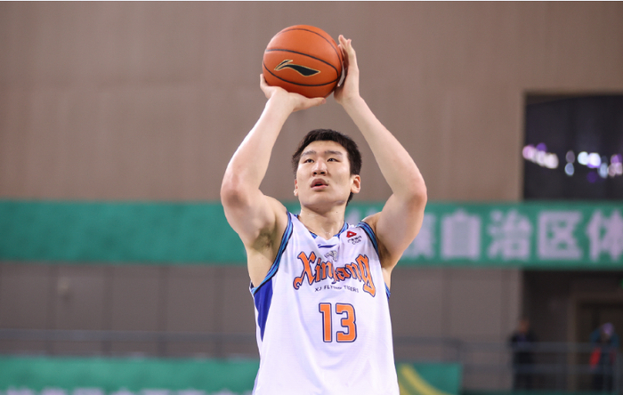 新疆客场惜败天津 林庭谦助攻数升至历史第三十